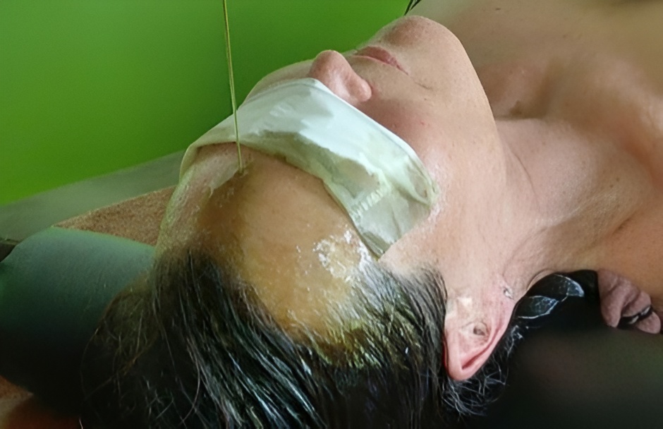 Ayurveda massage therapy session